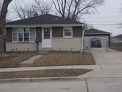  Perry Ave