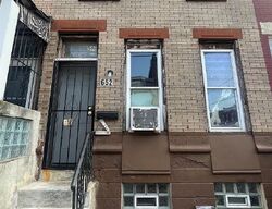  W Clearfield St