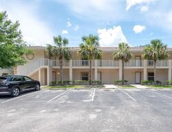  15th St Apt 202