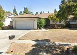  W Fremont Ave