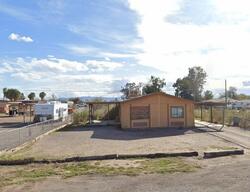  E Hackamore Dr