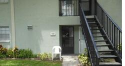  N Oak Dr Unit V21