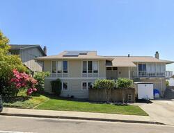  La Mesa Dr