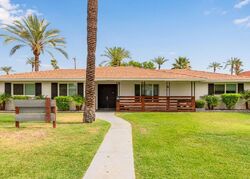  W Palmdale Dr