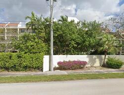  Lake Emerald Dr Apt 1