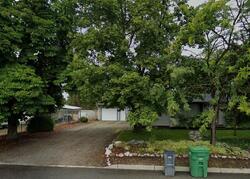  E Desmet Ave