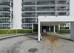  N Country Club Dr Apt
