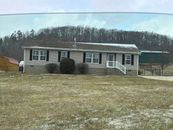  Rolling Hills Dr
