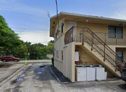  Ludlam Rd Apt 1