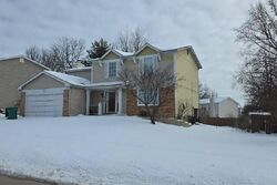  River Oaks Dr