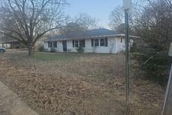  Napoleon Ave