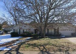  N East Oaks Dr