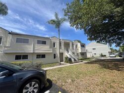  Nw 44th St Apt 205