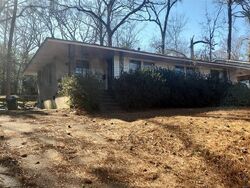  Willow Lane Dr