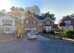  Fallbrook Dr