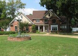  Sweetwater Dr
