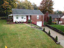  Fieldcrest Dr