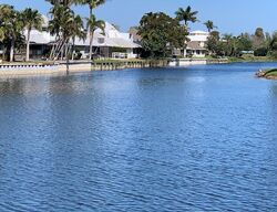  Se Landing Way Apt 11