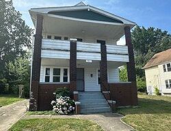  Manor Ave