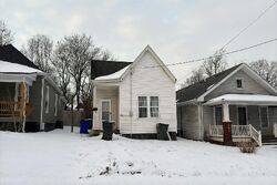  Devonia Ave