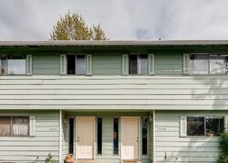  Ne Barberry Ct