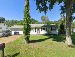  Fairmeadows Ln