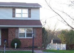  Meadowview Dr