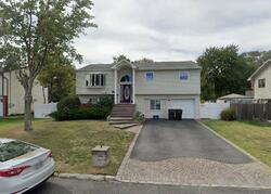  Higbie Ln