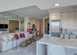  N Doheny Dr Apt 207