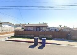  E 18th St