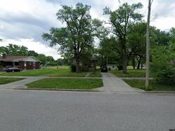  N Park Dr