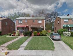  Howard Park Ave