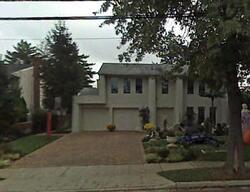  Vine Dr