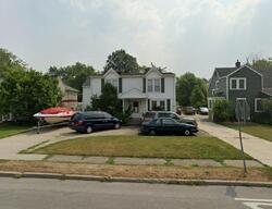  N Forest Rd