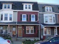 N Plum St