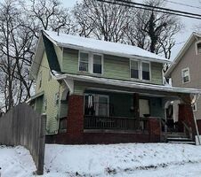  Arnold Ave Nw