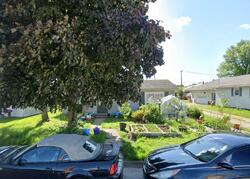  S Walnut St