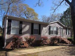  Lone Oak Dr