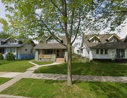  N 38th St