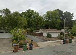  Riviera Dr