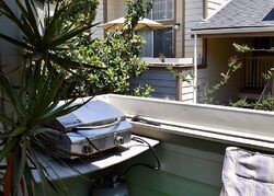  Glenoaks Blvd Unit 38