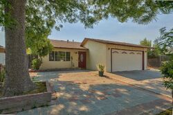  Willow Dr