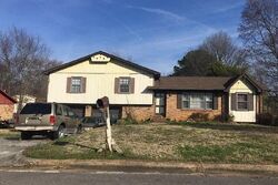  Rita Ln Nw