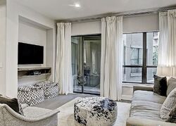  Post Oak Blvd Apt 211