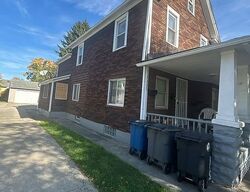  Deveny Ave