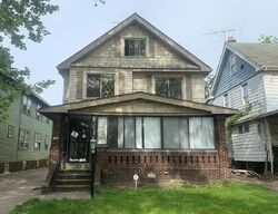  E 137th St