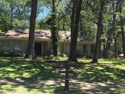  Hillwood Dr