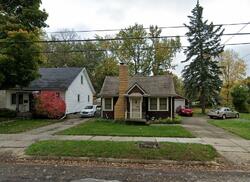  E Greenlawn Ave