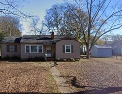  Greenview Dr