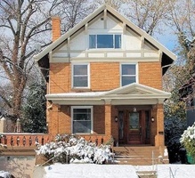  Dickson Ave